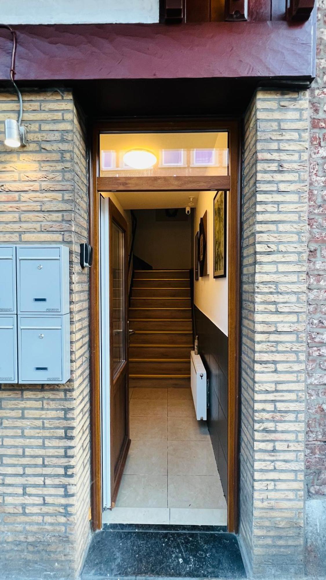 Salzinneschezsoi 2 Namur Esterno foto